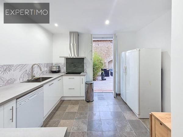 Puisserguier (34620) MAISON DE VILLE EN PIERRE 278 m² + PISCINE + LOGEMENT INDÉPENDANT RENTABLE