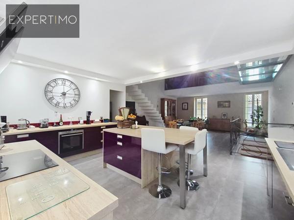 Puisserguier (34620) MAISON DE VILLE EN PIERRE 278 m² + PISCINE + LOGEMENT INDÉPENDANT RENTABLE