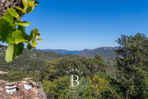 Porto-Vecchio, Villa 6 Chambres -  220 m² à vendre