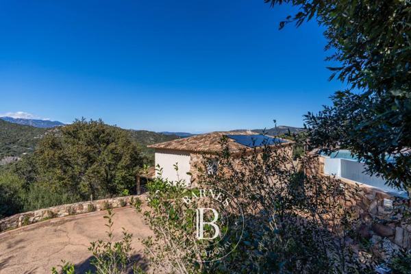 Porto-Vecchio, Villa 6 Chambres -  220 m² à vendre
