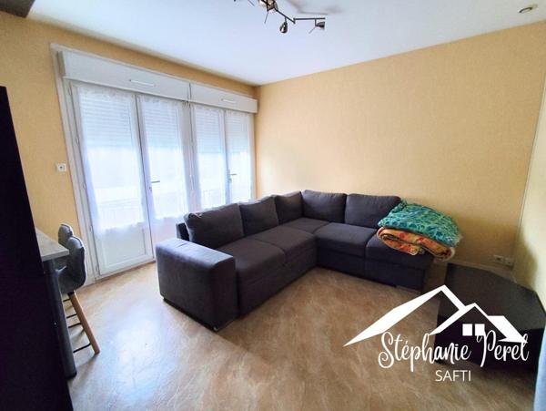 Investissement rare à Lapleau : immeuble spacieux au cœur d’un cadre verdoyant !