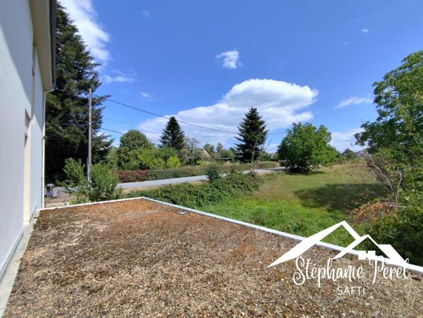 Investissement rare à Lapleau : immeuble spacieux au cœur d’un cadre verdoyant !