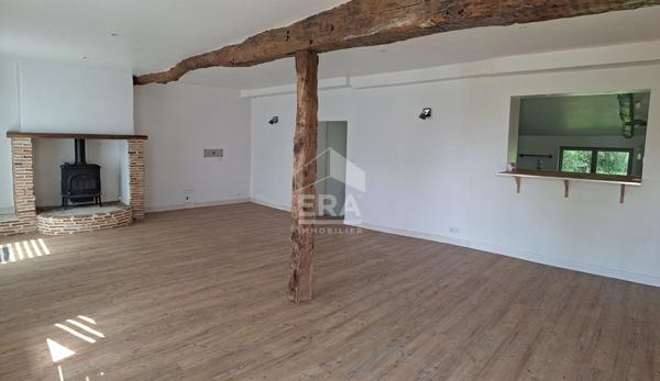 Maison individuelle avec grange à 10 minutes de Montpon Ménestérol.