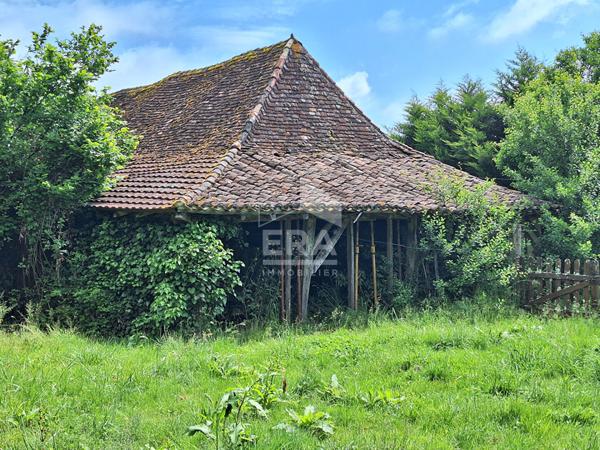 Maison individuelle avec grange à 10 minutes de Montpon Ménestérol.