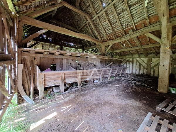 Maison individuelle avec grange à 10 minutes de Montpon Ménestérol.