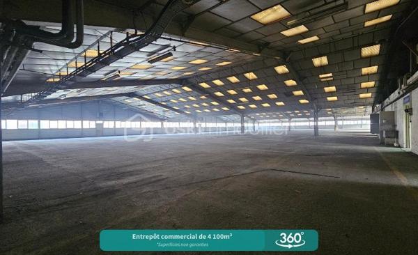 Local de stockage de 4 100 m²