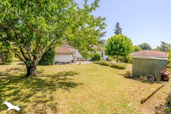 Maison à vendre 365 680 € Léognan 5 p 95 m² DPE D