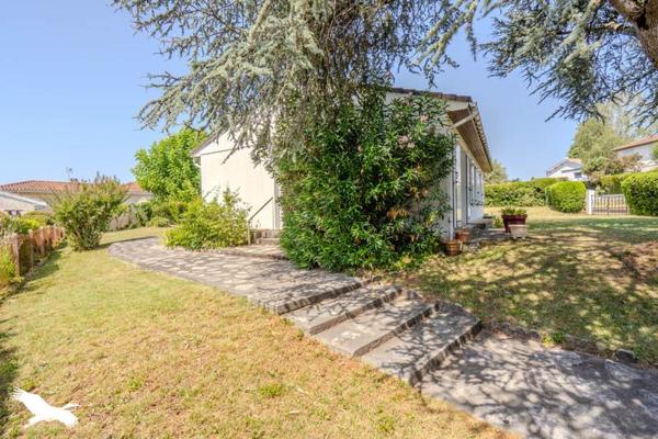 Maison à vendre 365 680 € Léognan 5 p 95 m² DPE D