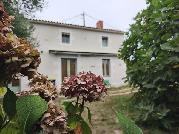 Longère 5 pièce(s) 160 m2 – La Fondelay – THAIRE