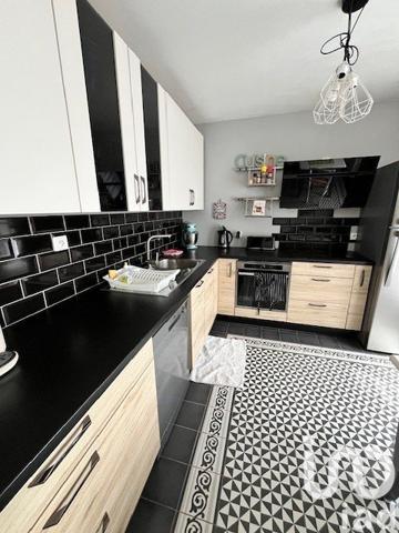 Appartement 5 pièces de 88 m² à Annecy (74000)