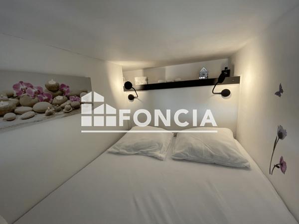 Location Studio meublé 22.56 m² - TOUR EXTERIEURE 2 - 2 PASSAGE DE L'EUROPE La Rochelle 17000