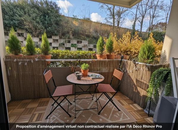 T2 à vendre dans résidence avec piscine à Bruges