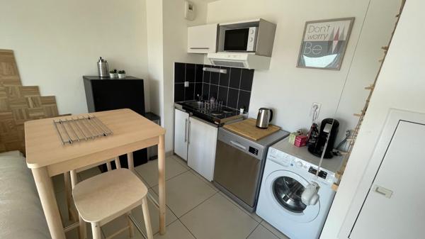 Vue Loire superbe terrasse Nantes 44000, proche commodités et transports