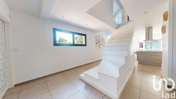 Maison à vendre 8 pièces 201 m² Élancourt