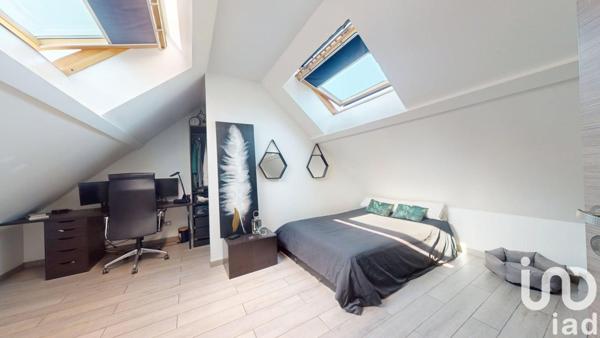 Maison à vendre 8 pièces 201 m² Élancourt