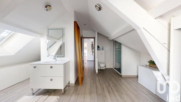 Maison à vendre 8 pièces 201 m² Élancourt