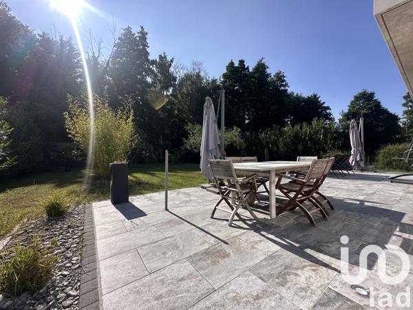 Maison à vendre 8 pièces 201 m² Élancourt