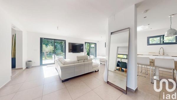 Maison à vendre 8 pièces 201 m² Élancourt