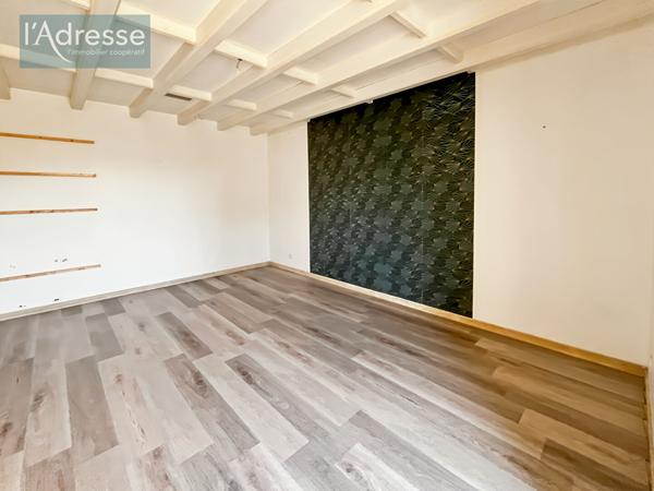 Corps de ferme avec sa maison d'amis et grange à Prayssac