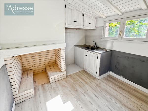 Corps de ferme avec sa maison d'amis et grange à Prayssac