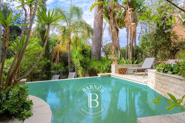 Sanary-sur-Mer, Villa 5 Chambres -  165 m² à vendre