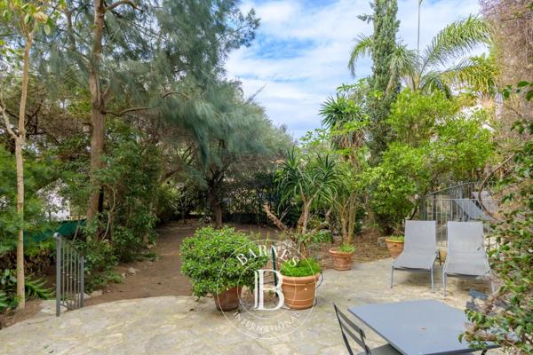 Sanary-sur-Mer, Villa 5 Chambres -  165 m² à vendre