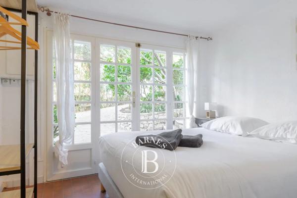 Sanary-sur-Mer, Villa 5 Chambres -  165 m² à vendre