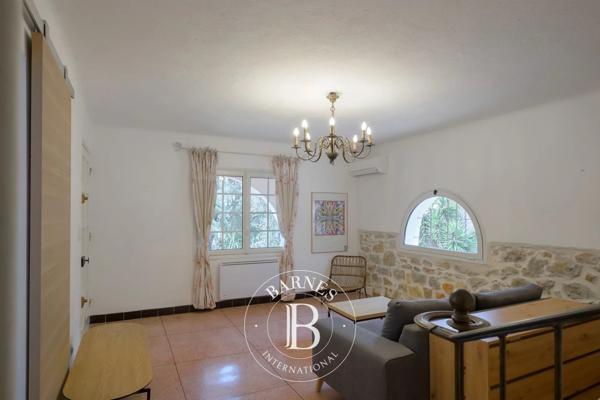 Sanary-sur-Mer, Villa 5 Chambres -  165 m² à vendre