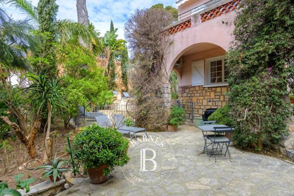 Sanary-sur-Mer, Villa 5 Chambres -  165 m² à vendre