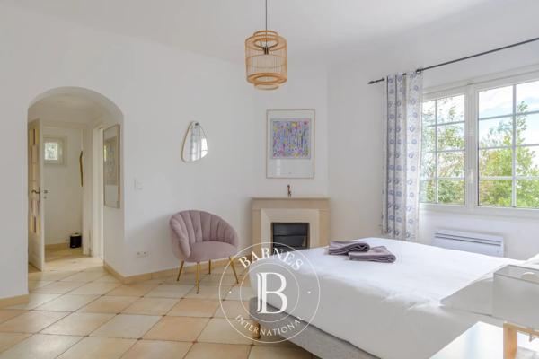 Sanary-sur-Mer, Villa 5 Chambres -  165 m² à vendre