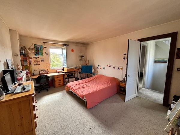 Caudebec-lès-Elbeuf (76320) Maison T5 140m2