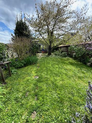 Caudebec-lès-Elbeuf (76320) Maison T5 140m2