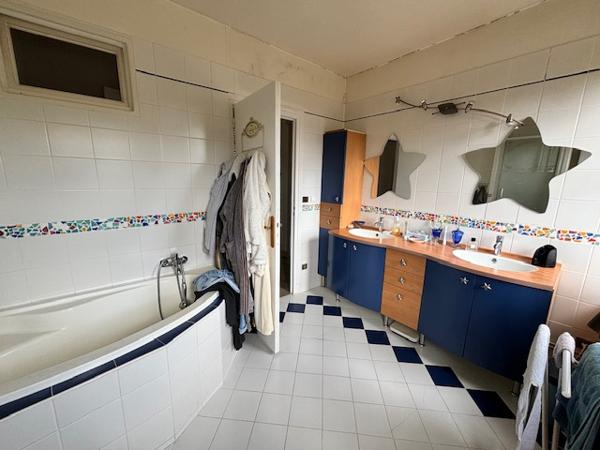 Caudebec-lès-Elbeuf (76320) Maison T5 140m2