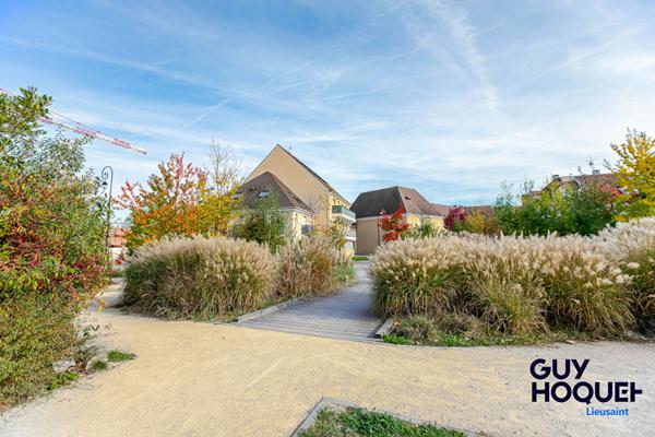 À vendre : Appartement F2 + BUREAU !! GARAGE et BALCON !! TRES BON ETAT !!