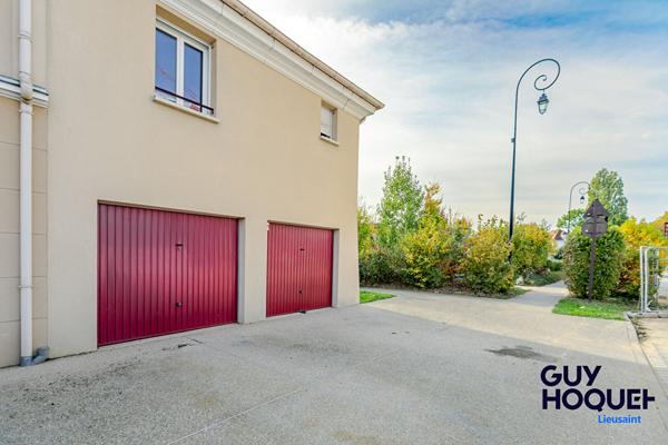 À vendre : Appartement F2 + BUREAU !! GARAGE et BALCON !! TRES BON ETAT !!