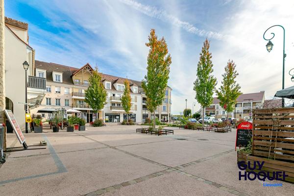 À vendre : Appartement F2 + BUREAU !! GARAGE et BALCON !! TRES BON ETAT !!