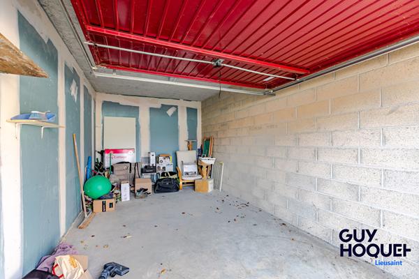 À vendre : Appartement F2 + BUREAU !! GARAGE et BALCON !! TRES BON ETAT !!