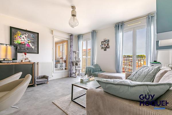 À vendre : Appartement F2 + BUREAU !! GARAGE et BALCON !! TRES BON ETAT !!