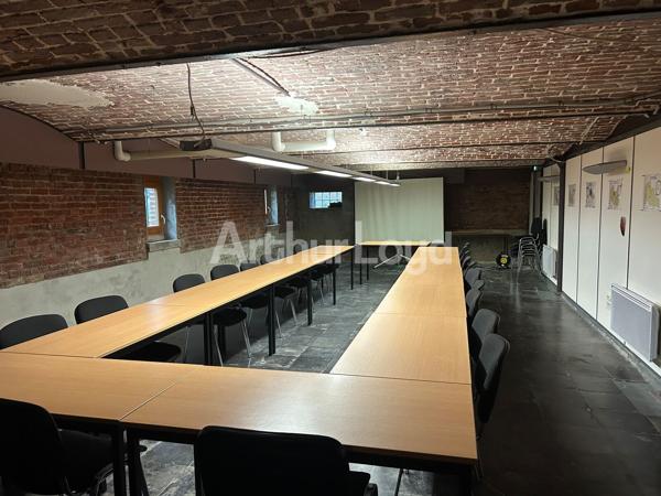 Immeuble de bureaux indépendant à vendre - Visibilité, accessibilité et stationnement aux portes de Lille