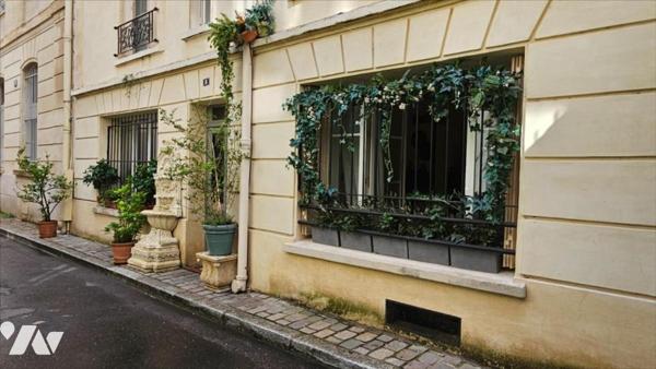 Notaire - Studio - Rue Saint-Benoît 75006 - Exclusivité