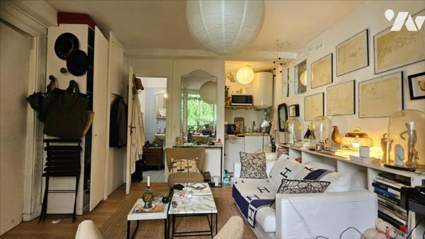 Notaire - Studio - Rue Saint-Benoît 75006 - Exclusivité