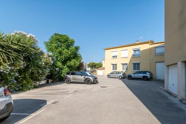 Appartement Six Fours Les Plages 4 pièce(s) 97 m2 avec Jardin et Parking