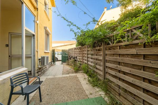 Appartement Six Fours Les Plages 4 pièce(s) 97 m2 avec Jardin et Parking