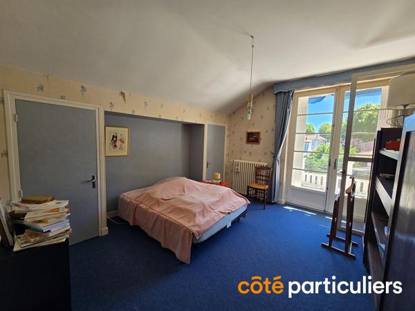 Vente
                Maison185 m² - 6 Pièces -
                    AGEN (47000)