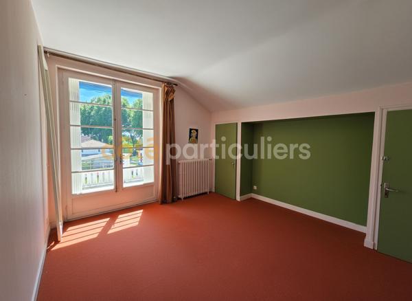 Vente
                Maison185 m² - 6 Pièces -
                    AGEN (47000)