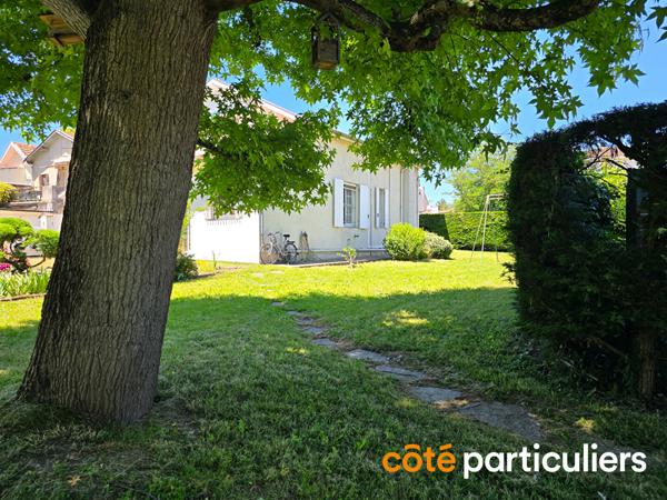 Vente
                Maison185 m² - 6 Pièces -
                    AGEN (47000)