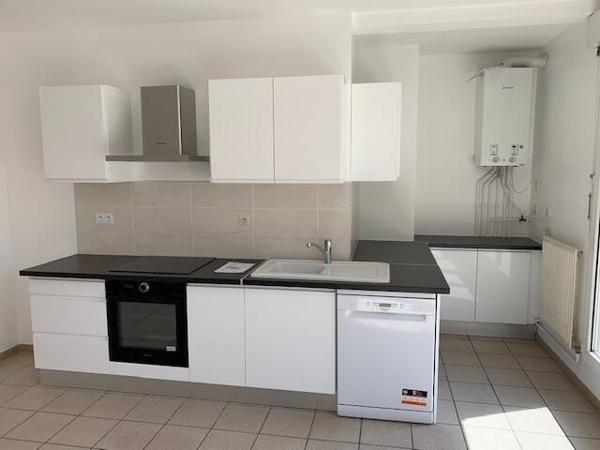 Appartement 3 pièces                                        - 42000 Saint-Étienne Réf : 12848