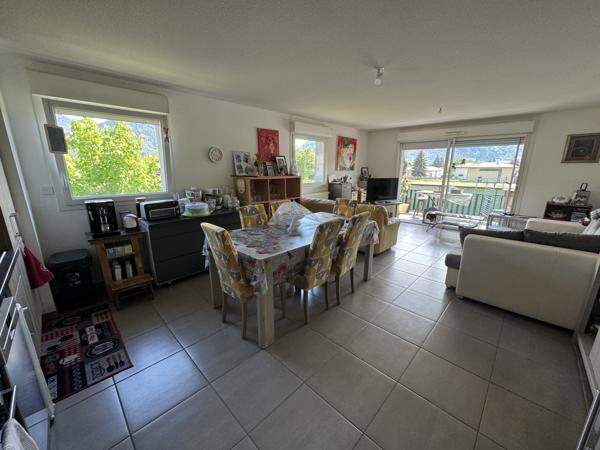 T3 + GARAGE + PLACE DE PARKING