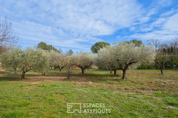 Maison provençale de plain-pied au coeur de la campagne