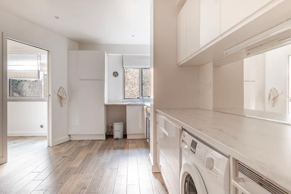 Appartement Paris 4 pièce(s) 78.41 m2